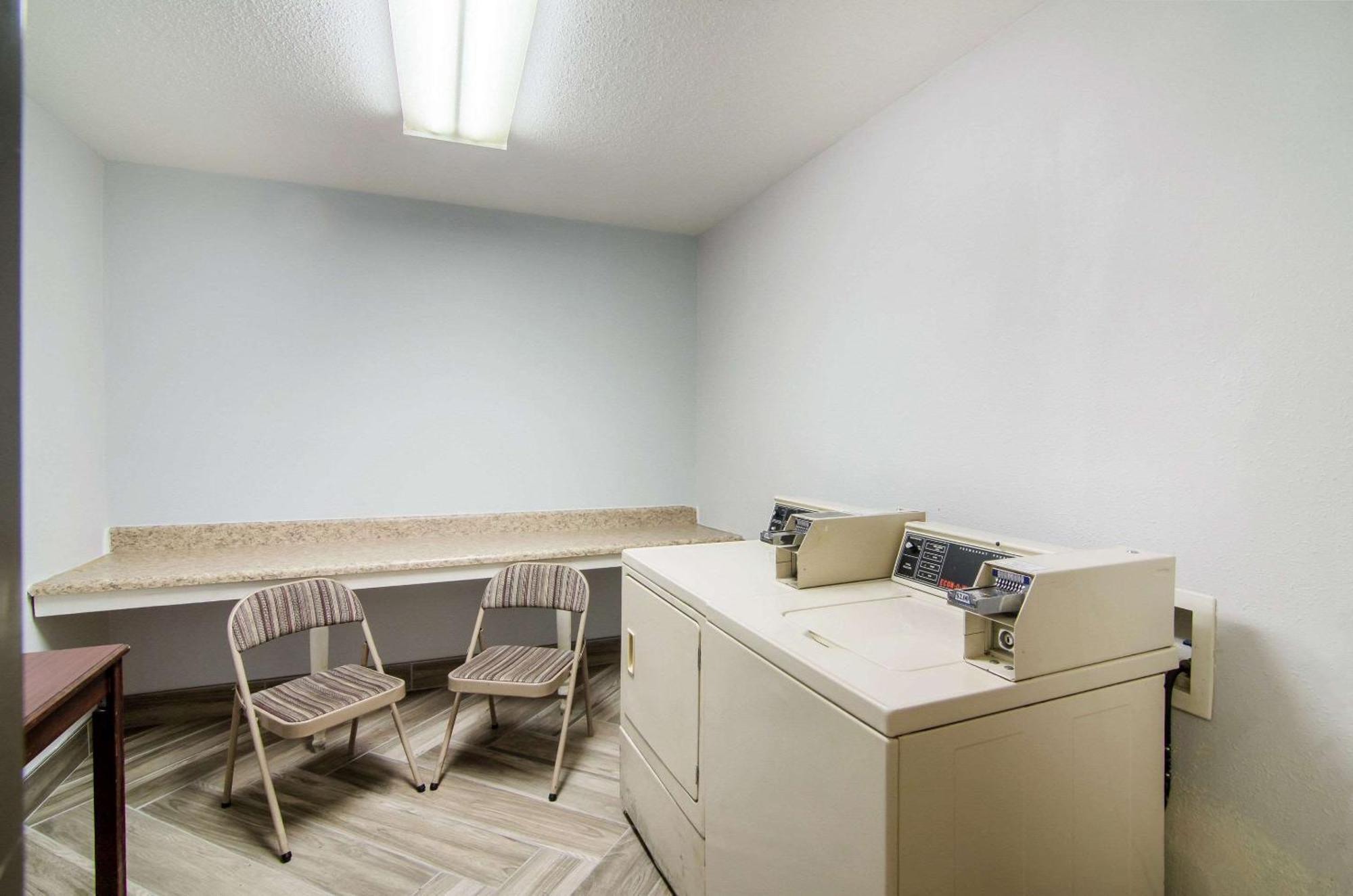 Quality Inn Near University Of Mobile Saraland Luaran gambar